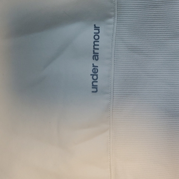 Under Armour Cold Gear size Large Color is cream. - Picture 6 of 13